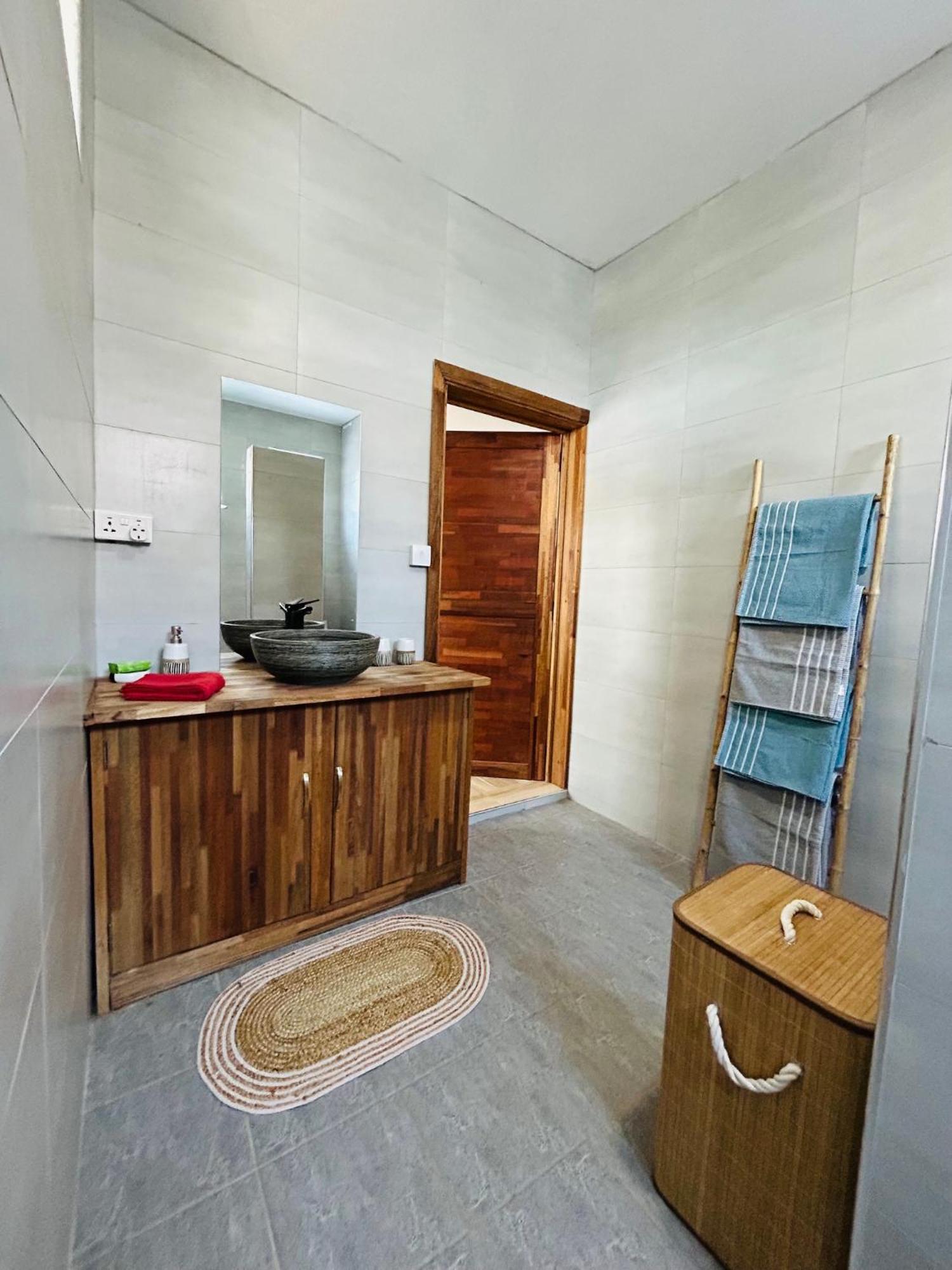 Villa Ellapen Pereybere Beach Eksteriør billede